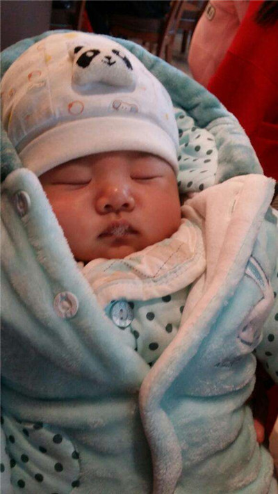 新生兒肺炎吐泡泡 (8) 