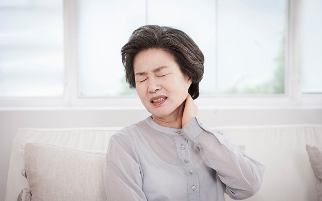 枕大神經痛 (37) 