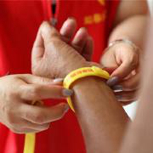 黃手環對於阿爾茨海默病好處