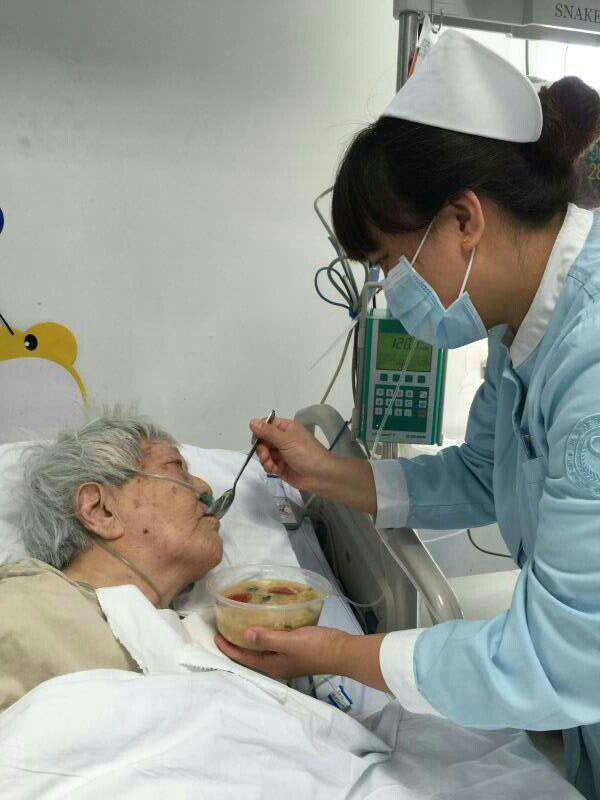 護理阿爾茨海默病患者