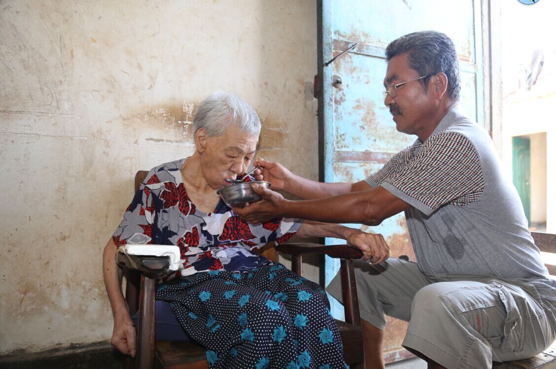 走進阿爾茨海默病人