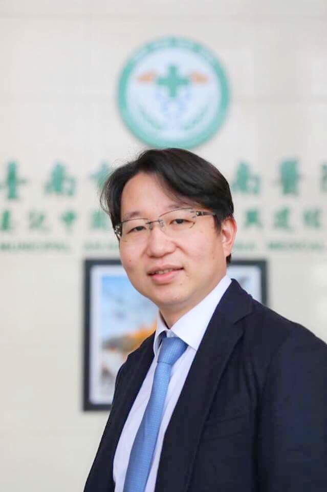 陳偉華