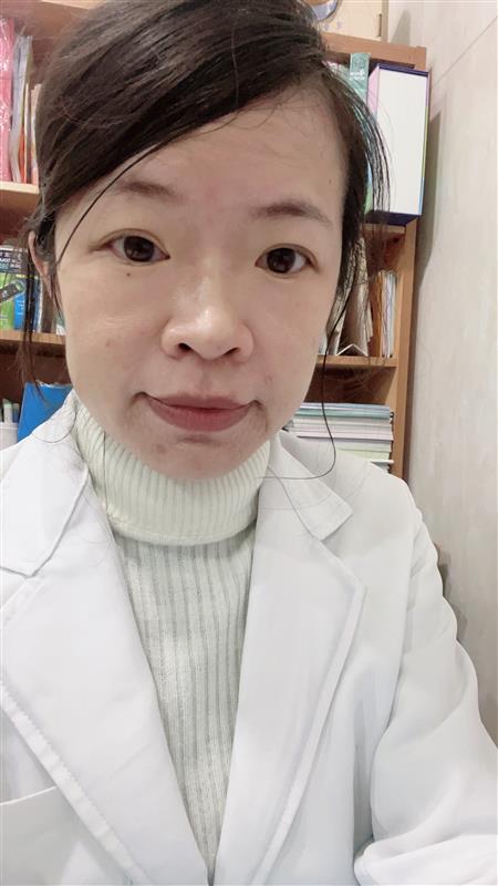 郭芳廷