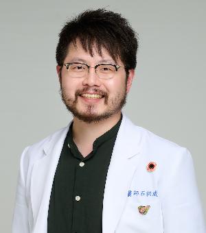 石柏威