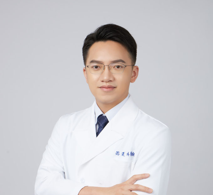 游正暐