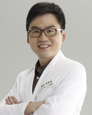 张学伦