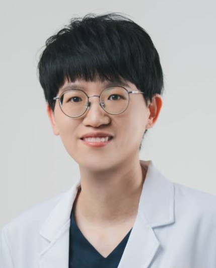 吳芳綺
